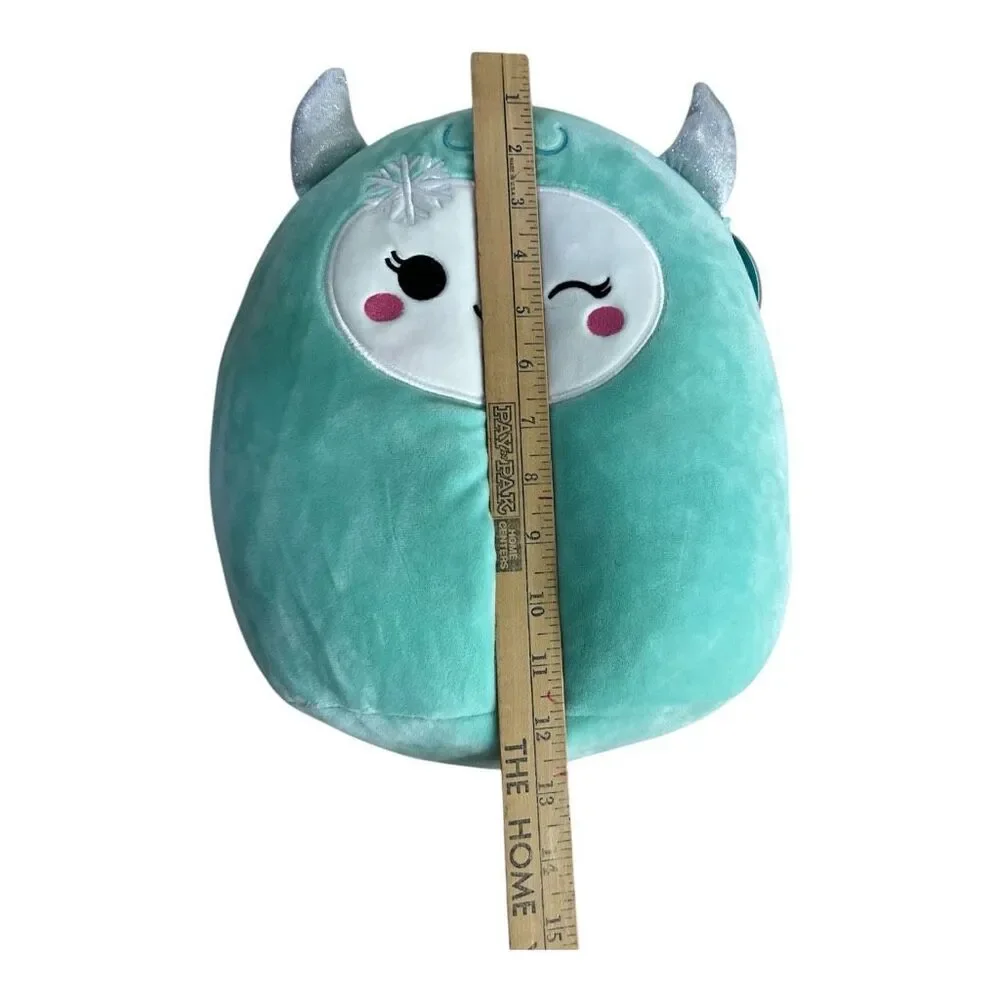 KELLYTOY SQUISHMALLOWS 12” Yollie the Yeti Exclusive Snowflake Plush Toy